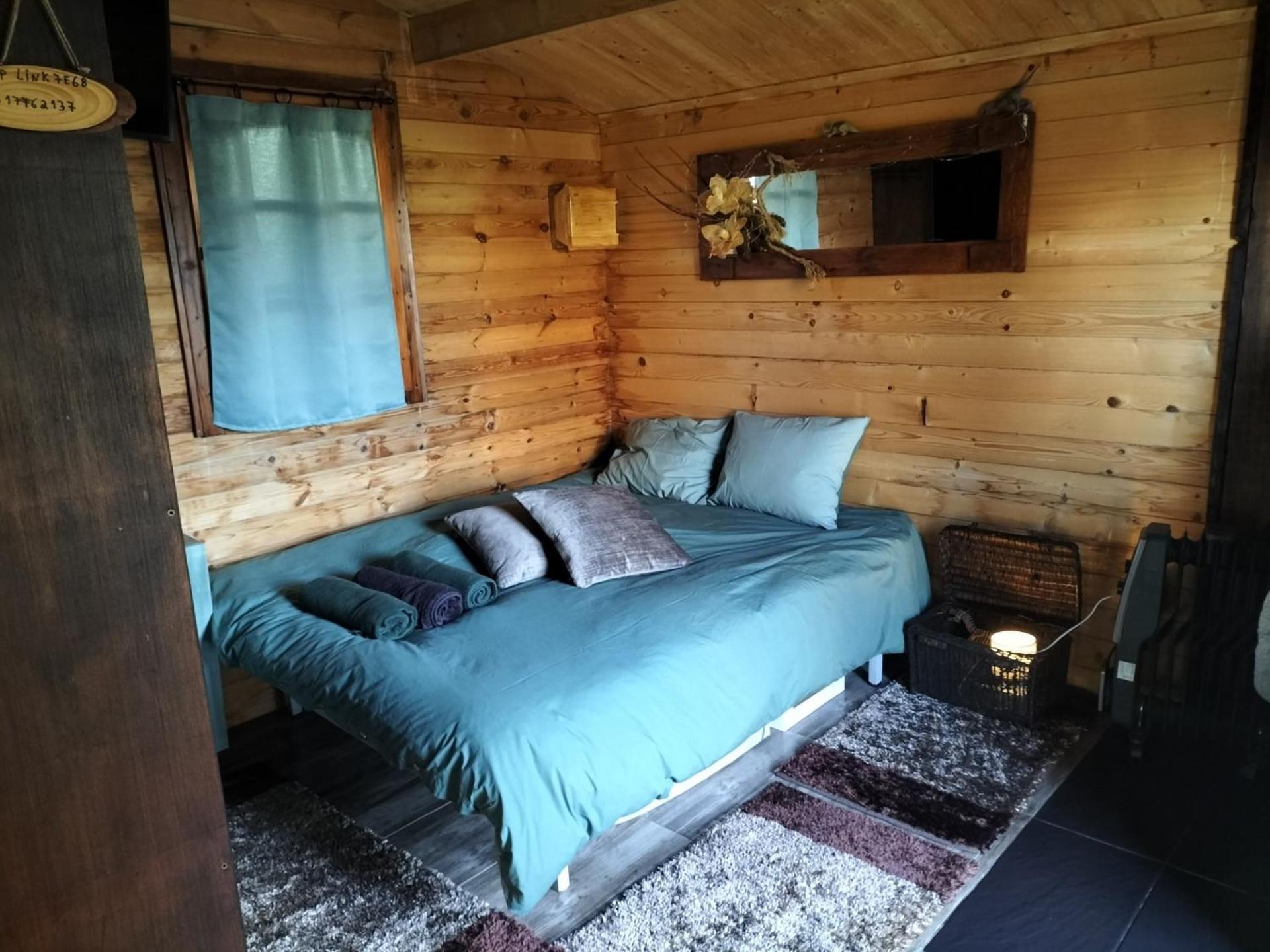 Dinocamp Guest House Lourinha  Bagian luar foto